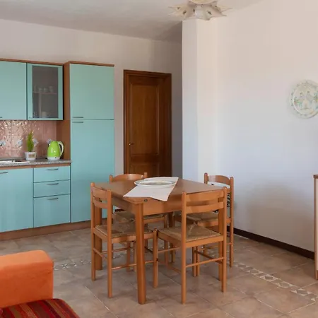 Casa Con Terrazza Apartment Tanaunella